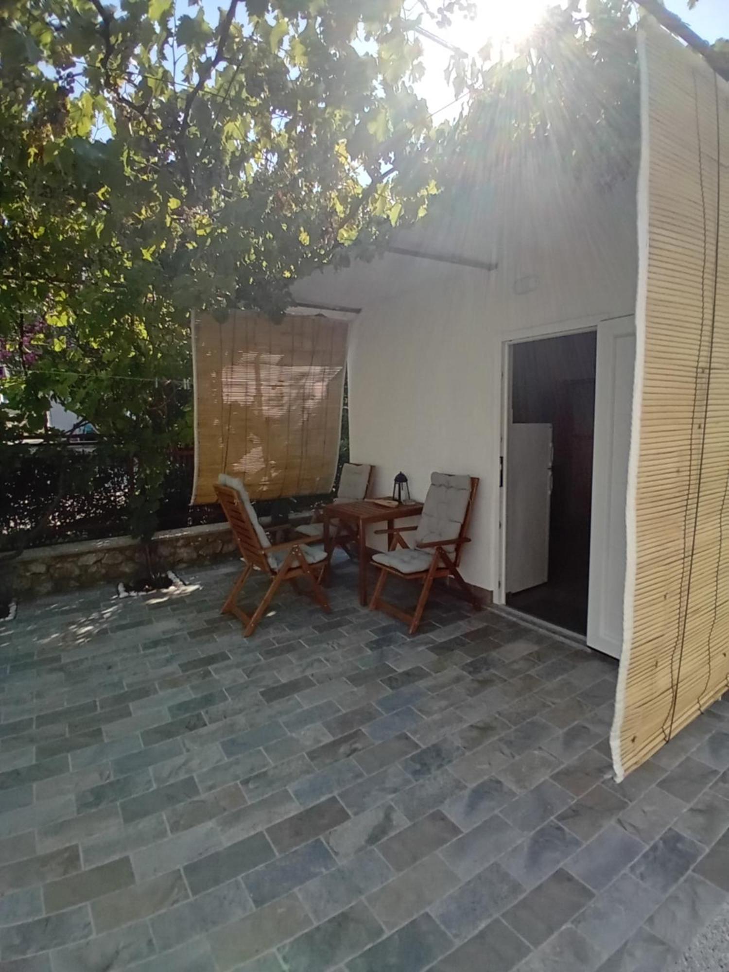 Apartmani Vrzic バスカ エクステリア 写真