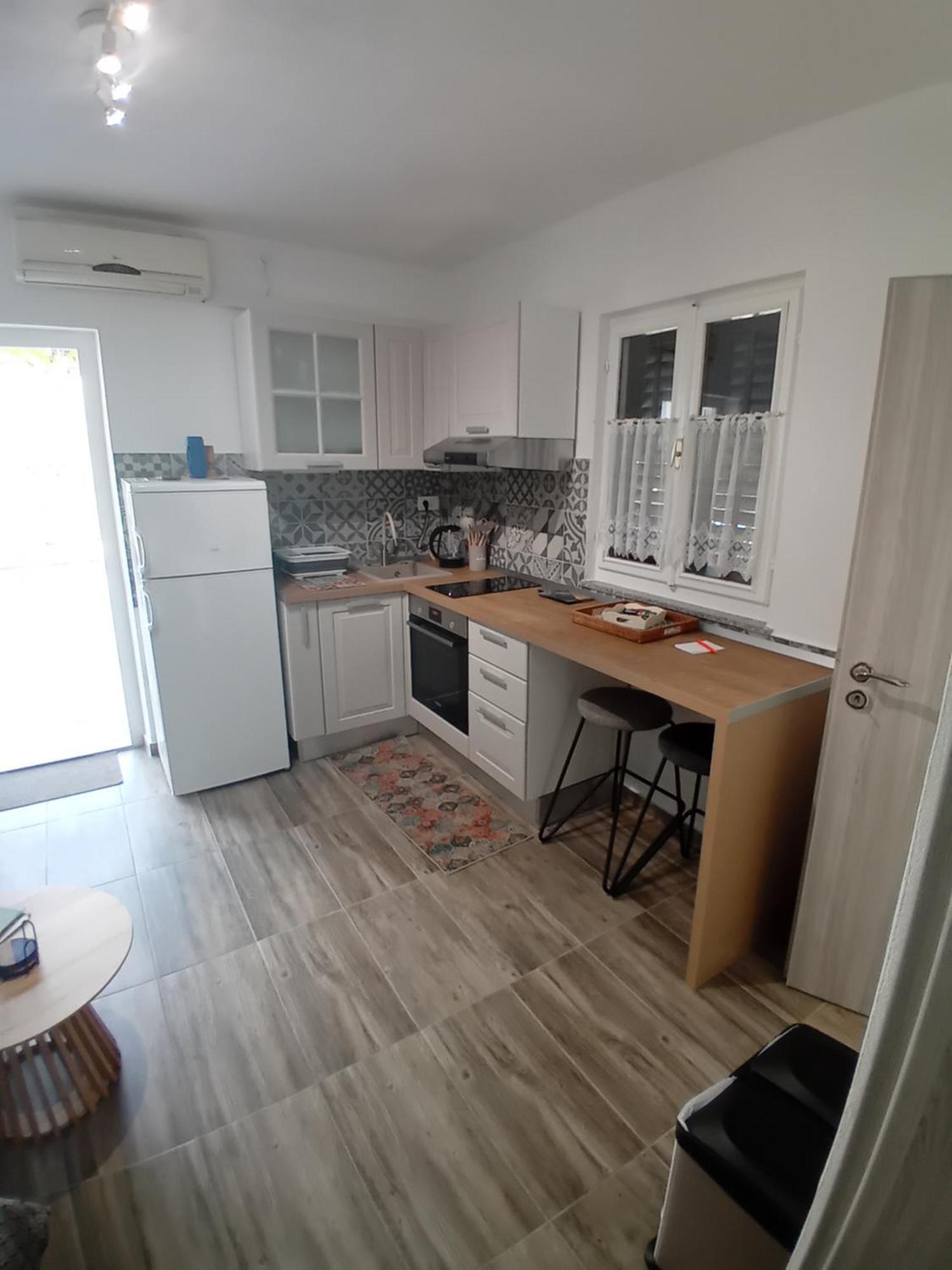 Apartmani Vrzic バスカ エクステリア 写真